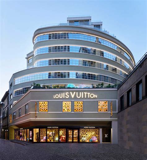 fabbrica louis vuitton afragola|Louis Vuitton in Milan: a former garage full of fashion, .